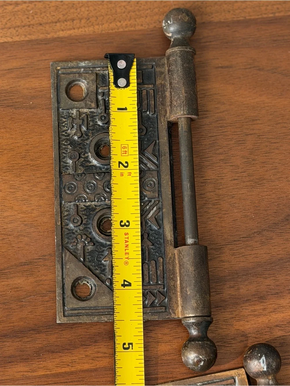 VTG Eastlake Ornate Cast Iron Hinges Pair w/ Ball Finial Pins Victorian Hardware